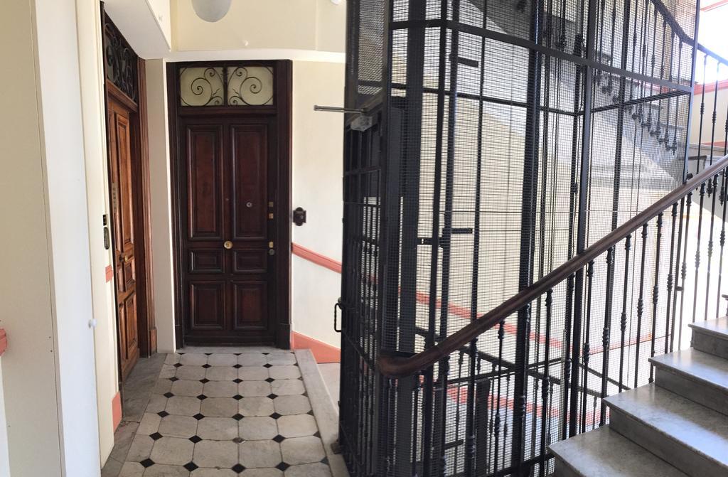 2 Bedrooms Appartement In Central Location On The Famous Place Massena Ница Екстериор снимка